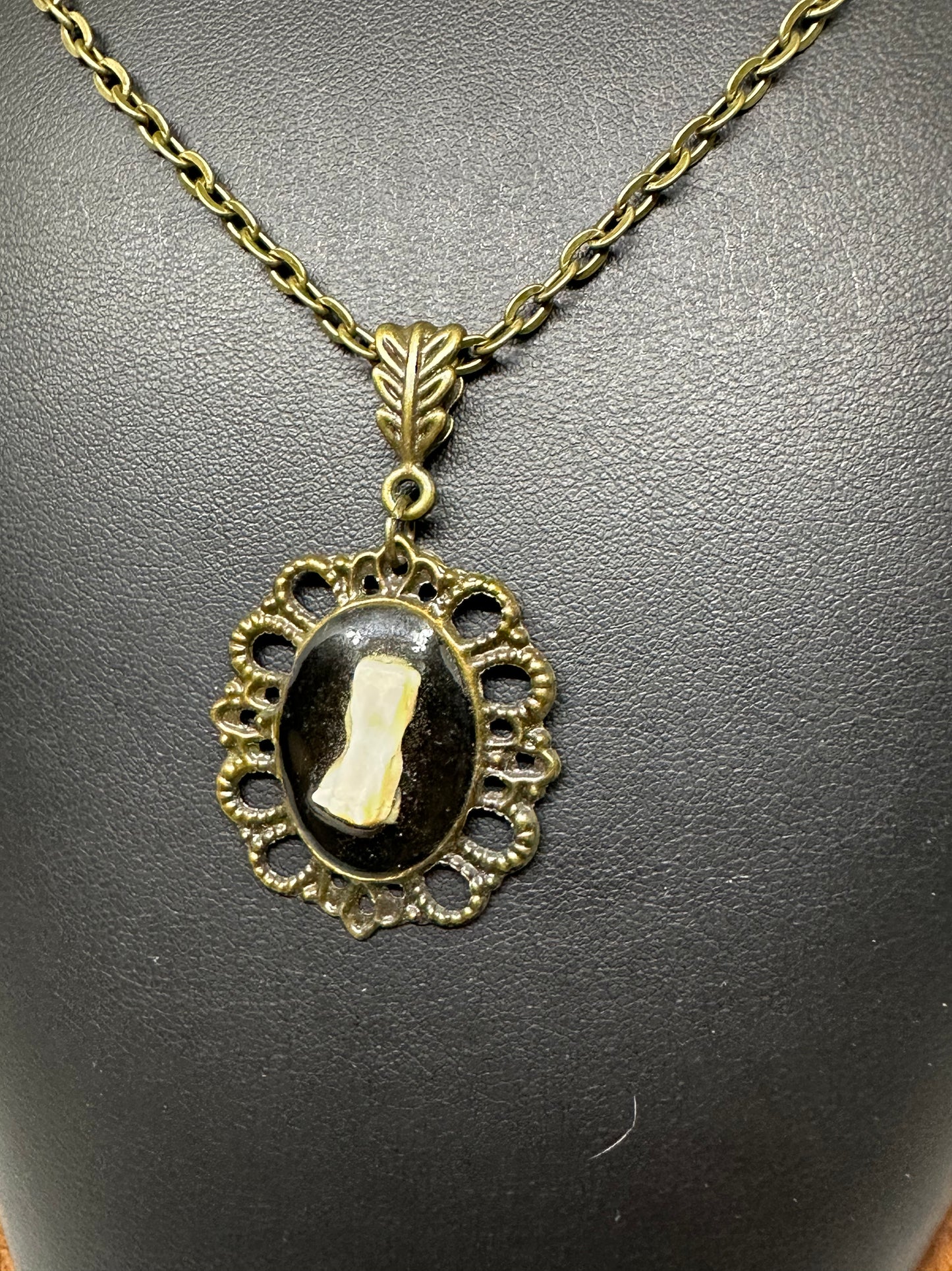 Pendentif os 01